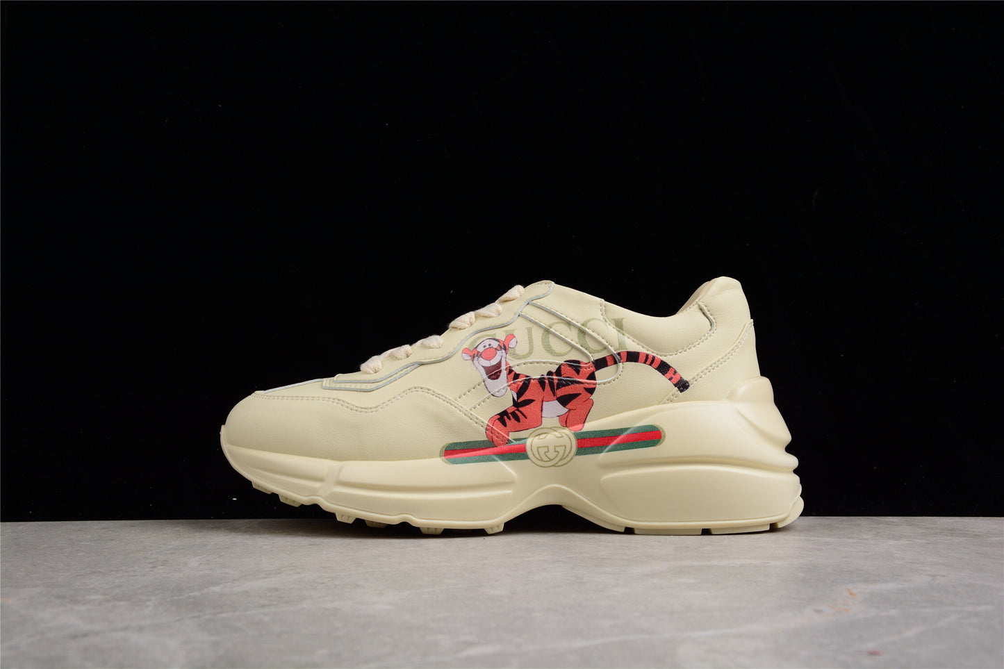 R30 Gucci Air Cushion Dad Shoes 8D