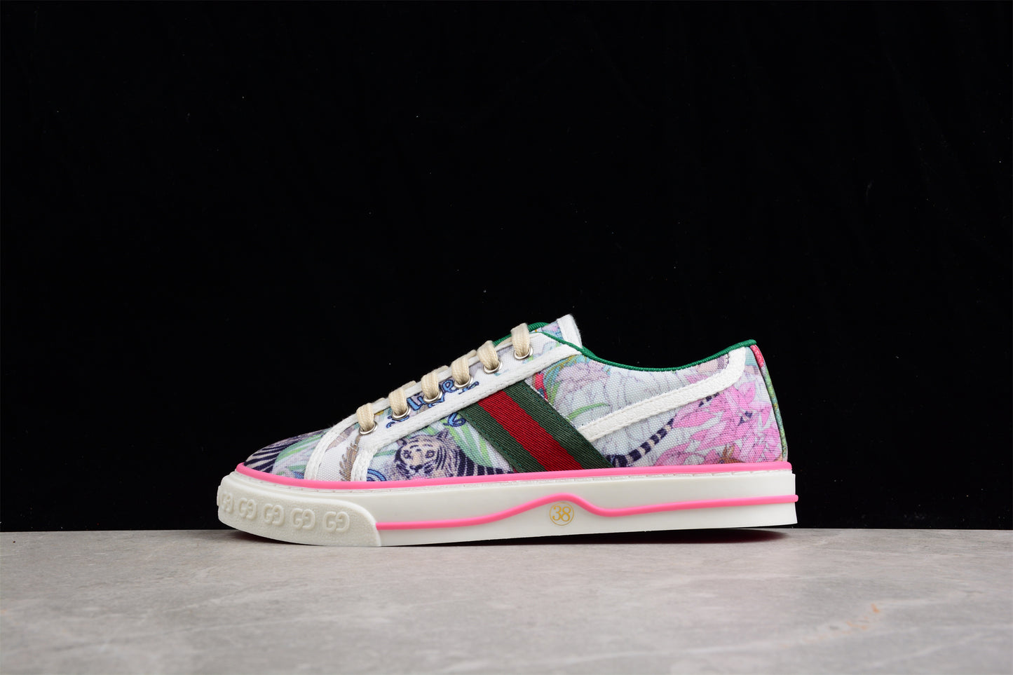 R32Disney x Gucci Tennis1977