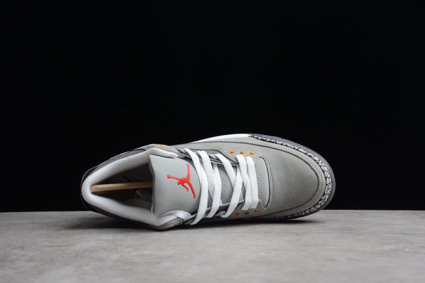 R38 Air Jordan 3 “Cool Grey” AJ3  CT8532-012