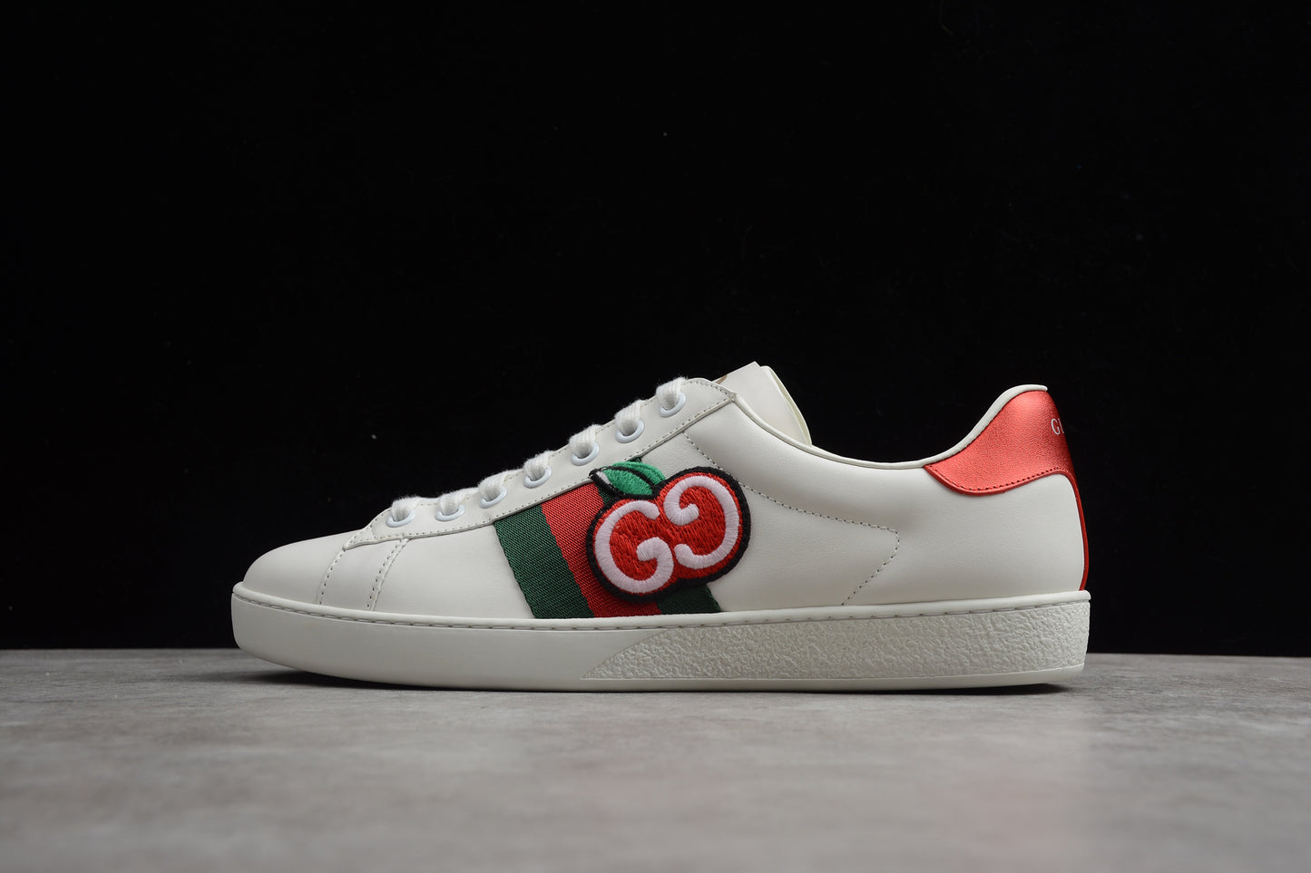 R42GUCCI35-40