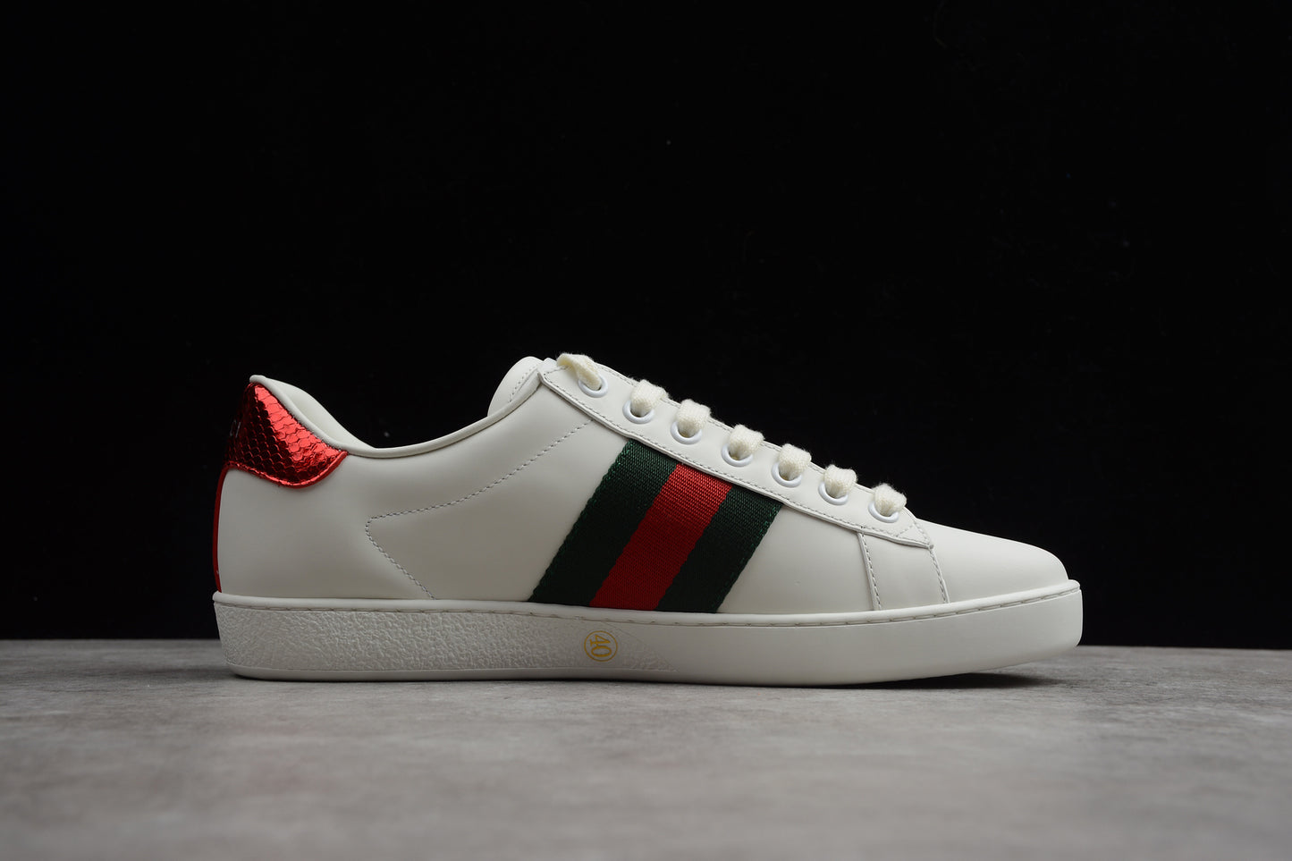 R42GUCCI35-40