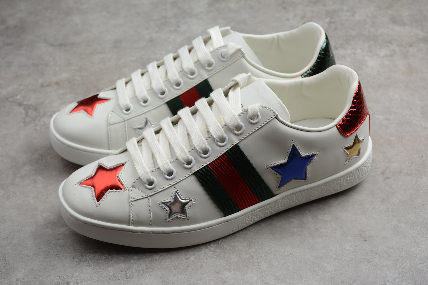 R42GUCCI35-40