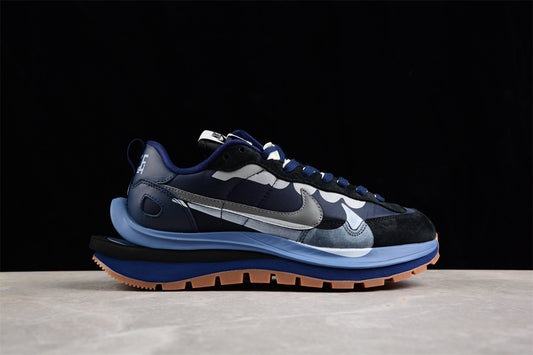 Sacai X VaporWaffle "Nylon Black"  DD1875-700
