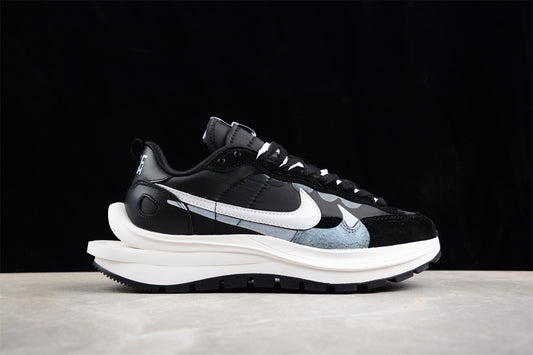 Sacai x Nk VaporWaffle 3.0  DD1875-011