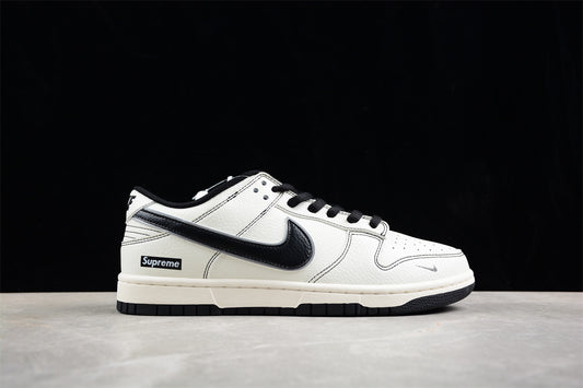 Supreme x Nk SB Dunk Low  RM2308-237