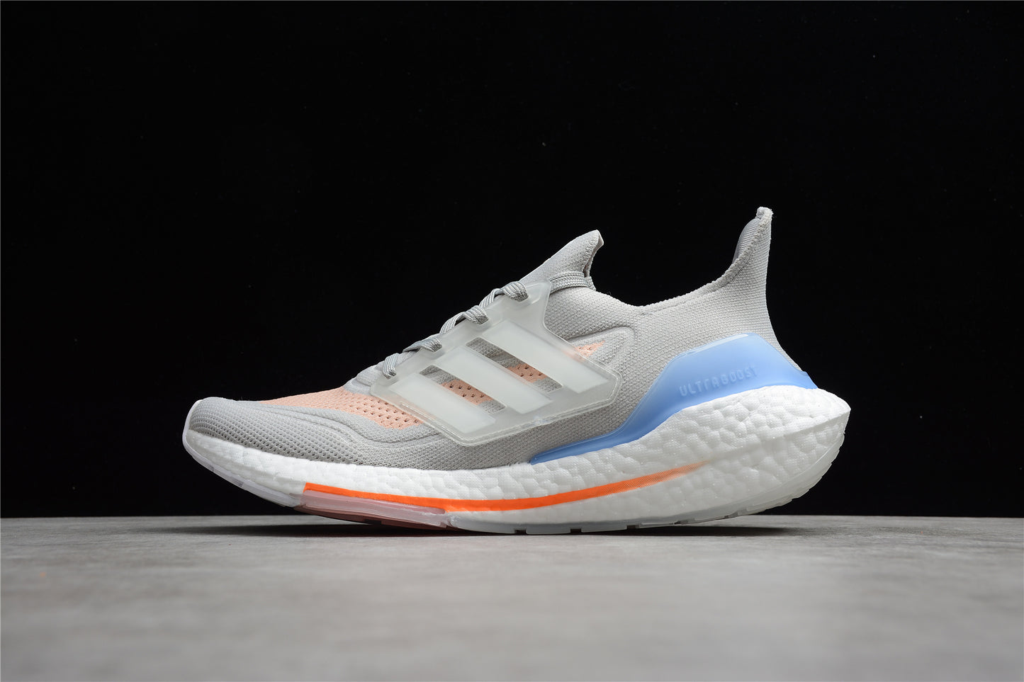 ULTRABOOST 21 UB21