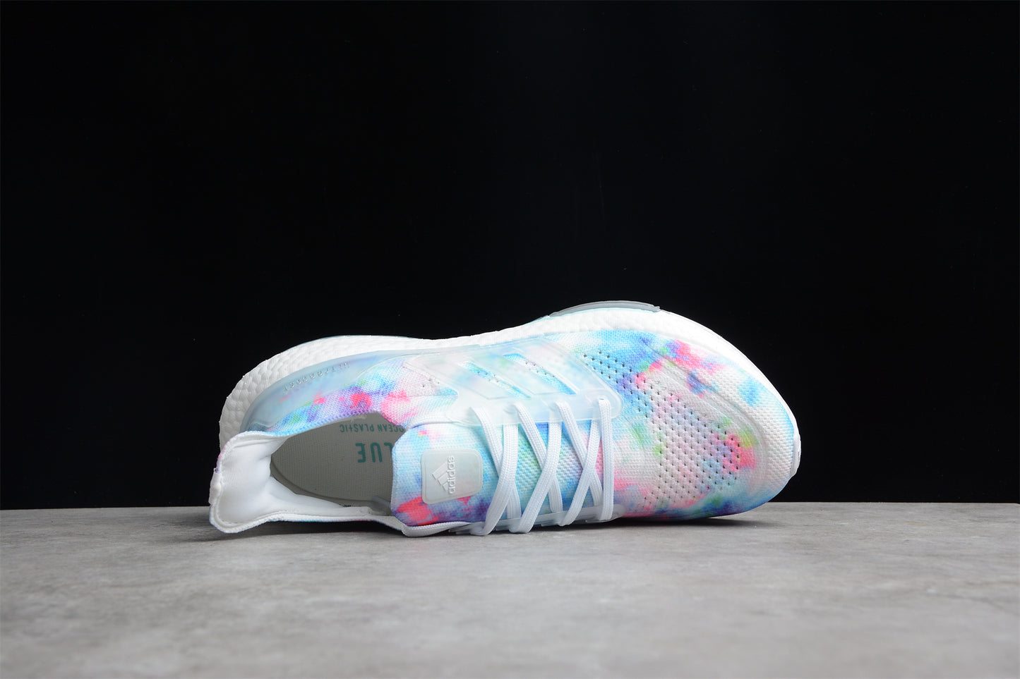 UltraBoost 21 GZ7104