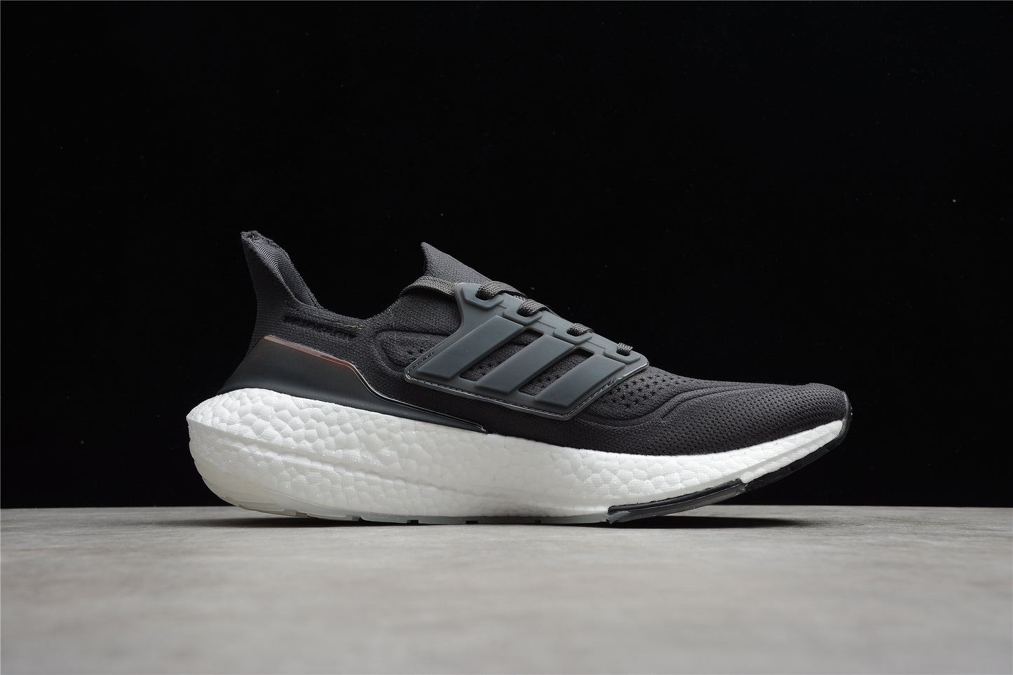 UltraBoost 21 UB21  FZ2058