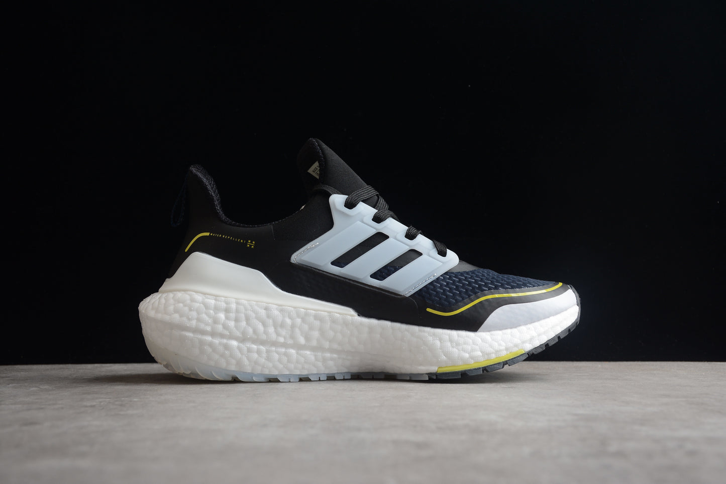 UltraBoost 21 UB21 S23893