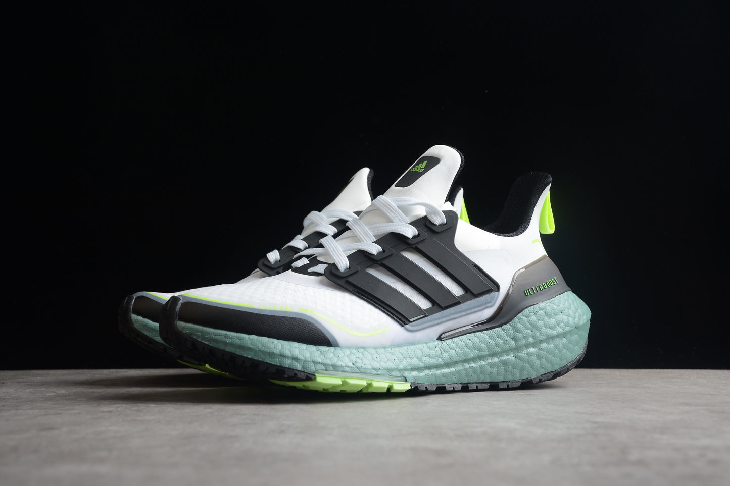 UltraBoost 21 UB21 S23898
