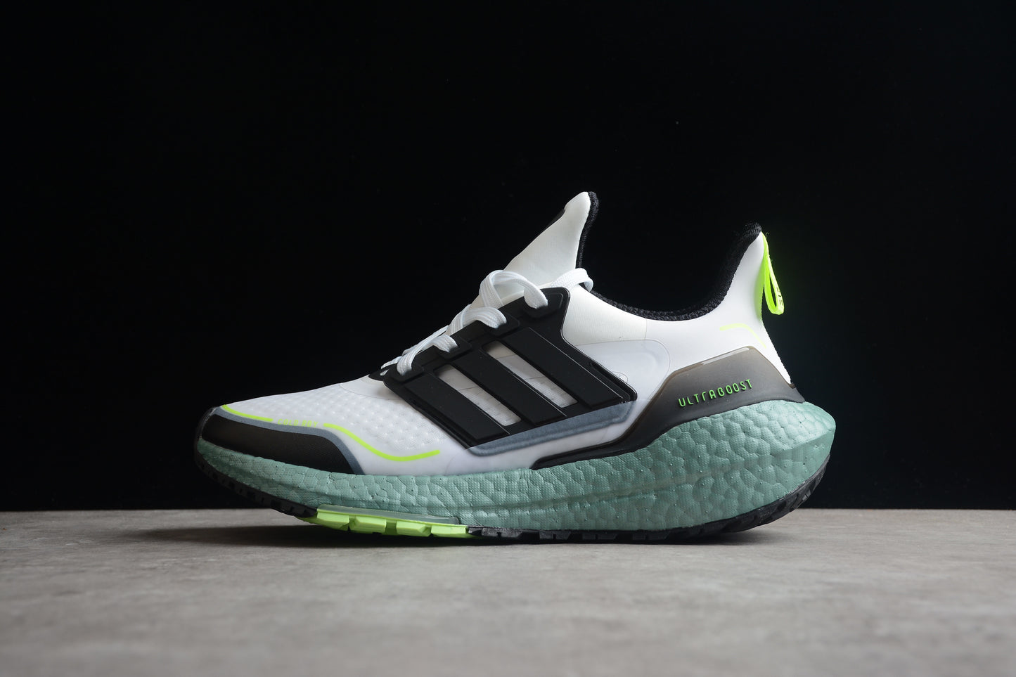 UltraBoost 21 UB21 S23898