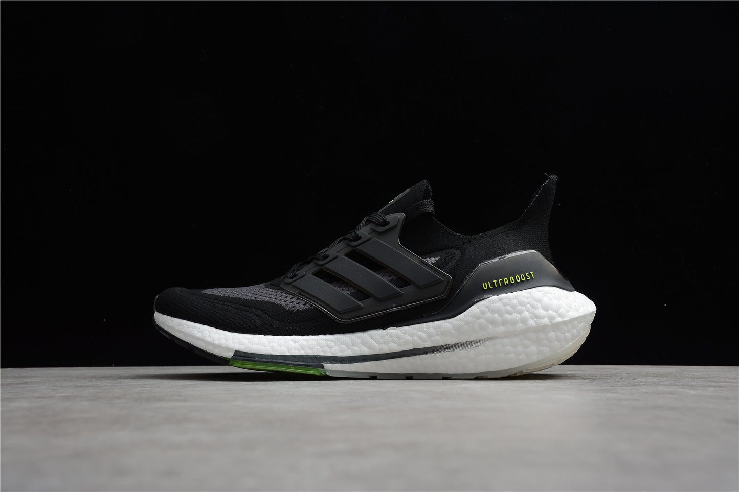 Ultra Boost UB21 FZ2056