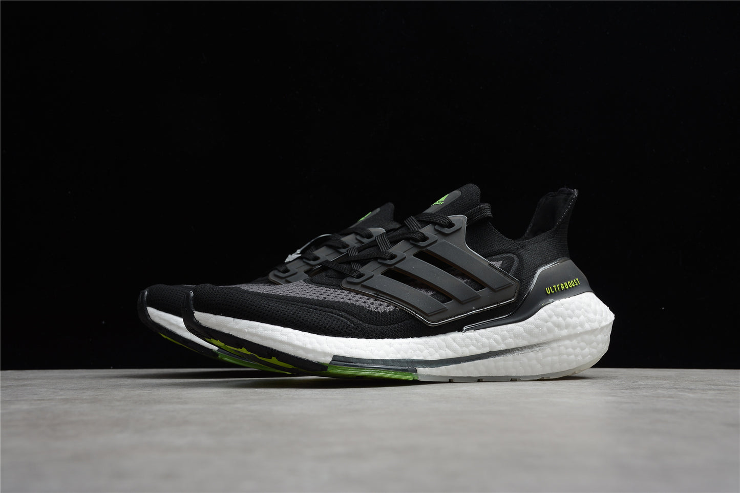 Ultra Boost UB21 FZ2056