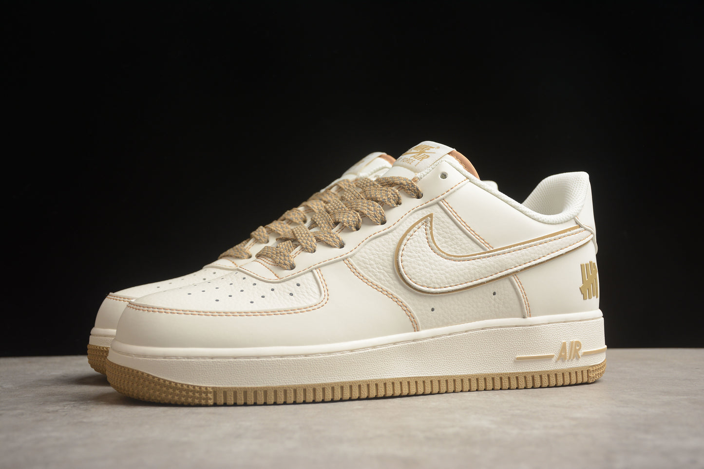 Undefeated x Nk Air Force 1'07 Low UT2022-028