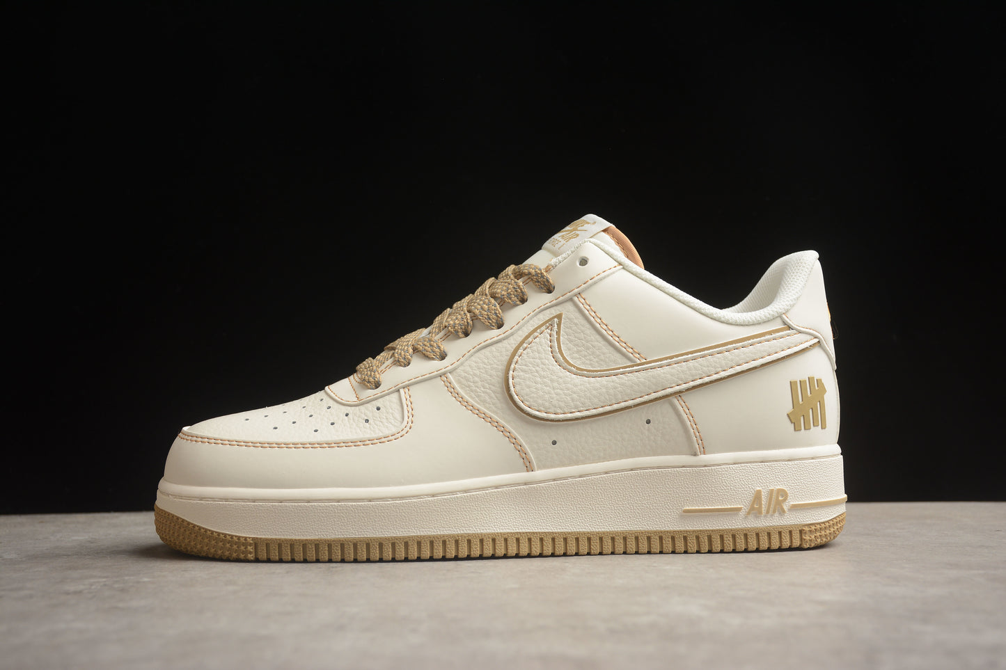 Undefeated x Nk Air Force 1'07 Low UT2022-028
