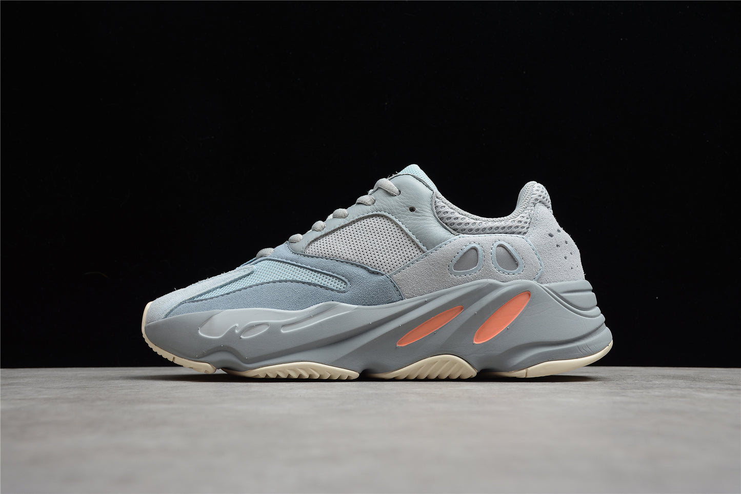 Yeezy Boost 700 Inertia 700 FU5304