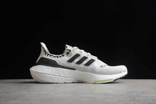a.didas Uitra Boost 22 GX5573