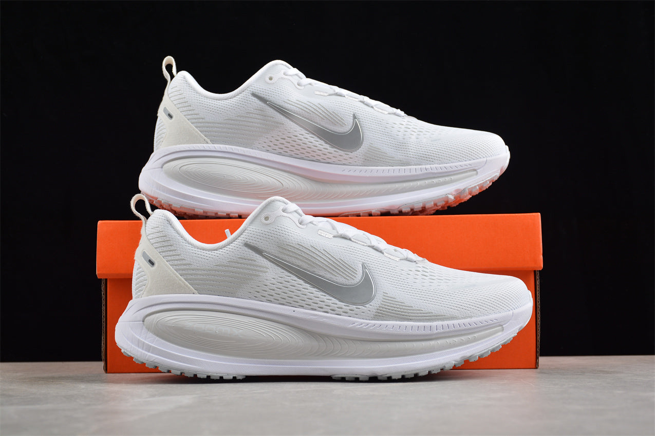 Nike Air Zoom Vomero 18 – HM6804-104