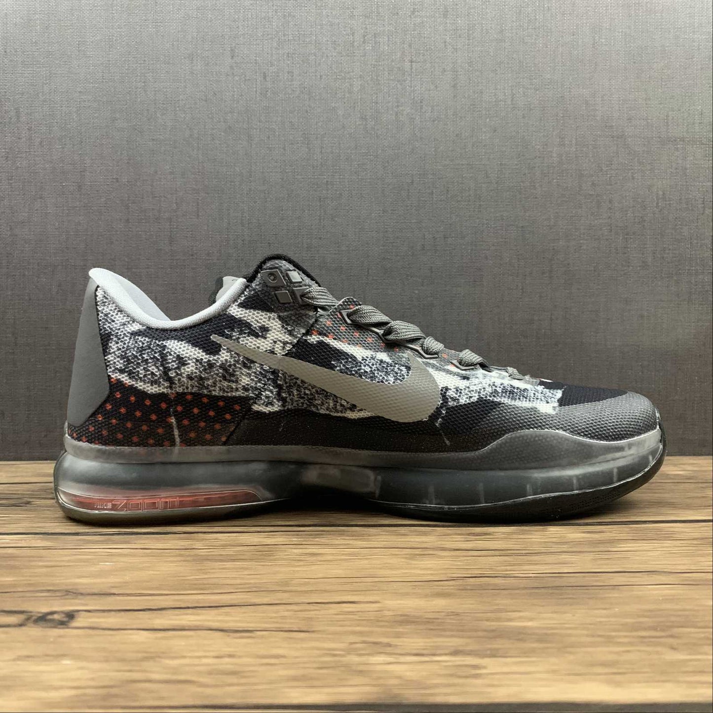 Kobe PROTRO  705317-001